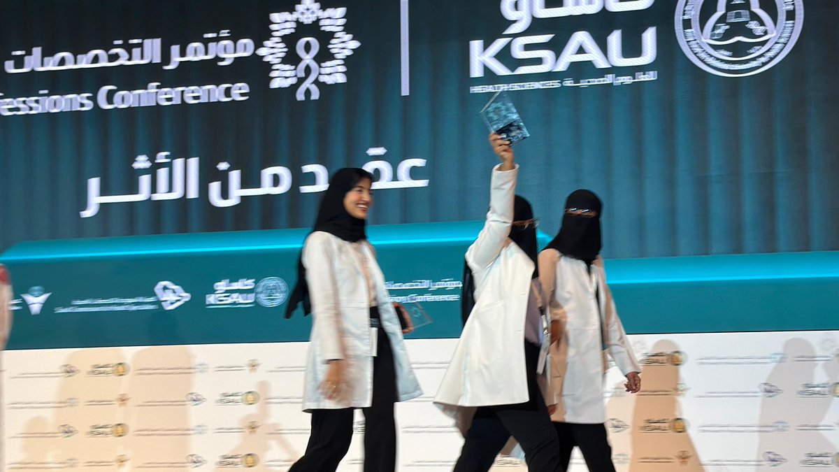 ريـنـاد tweet media