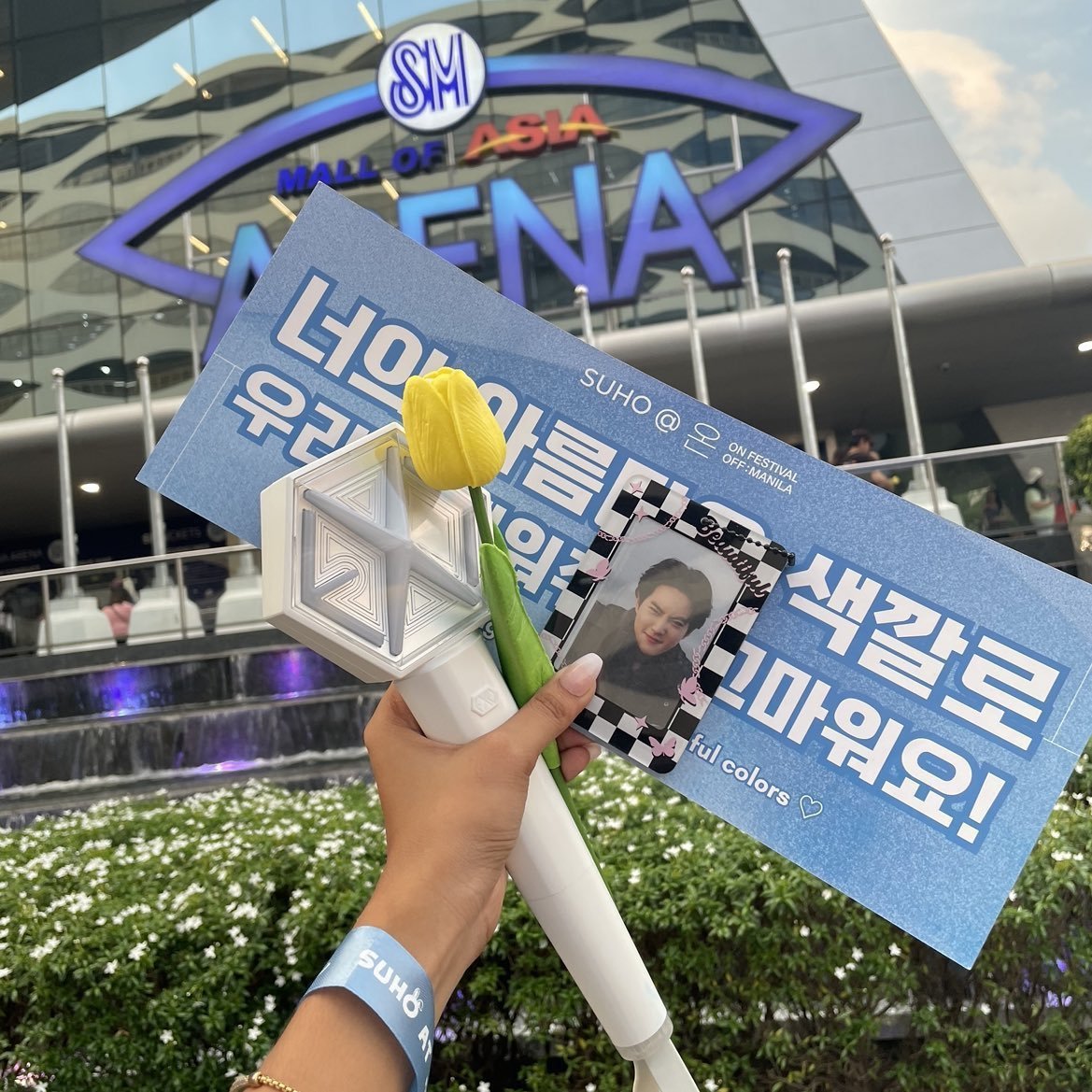 sophia 🎸 tweet media