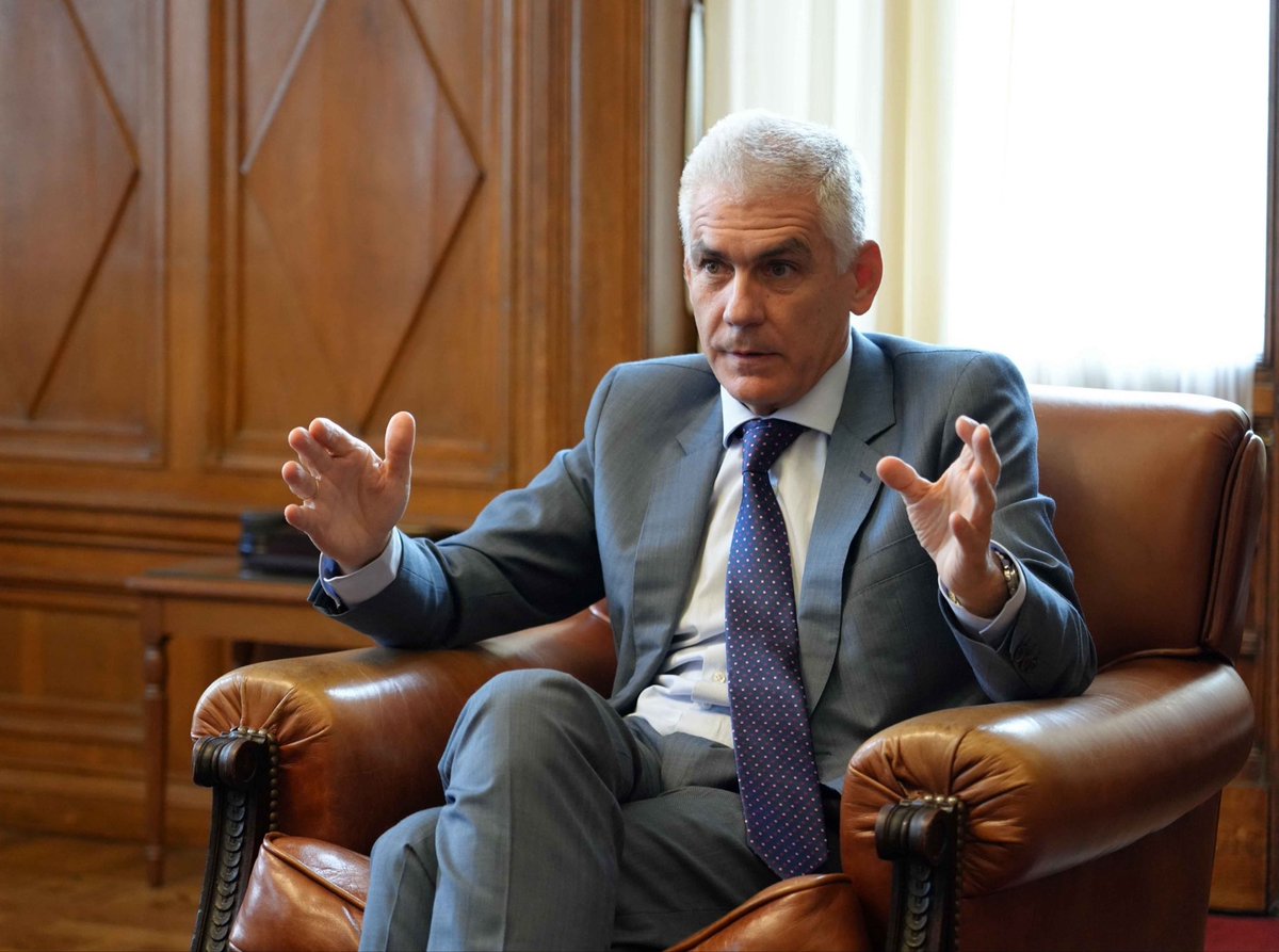 DiputadosUY's tweet photo. Esta mañana recibimos a Tom Palmer, vicepresidente ejecutivo de Atlas Network, acompañado por Agustín Iturralde y Hernán Bonilla del Centro de Estudios para el Desarrollo (CED). Se intercambió sobre diversos aspectos de la agenda de inserción internacional del Uruguay, en especial sobre el ingreso al Tratado Integral Transpacífico (CPTPP).