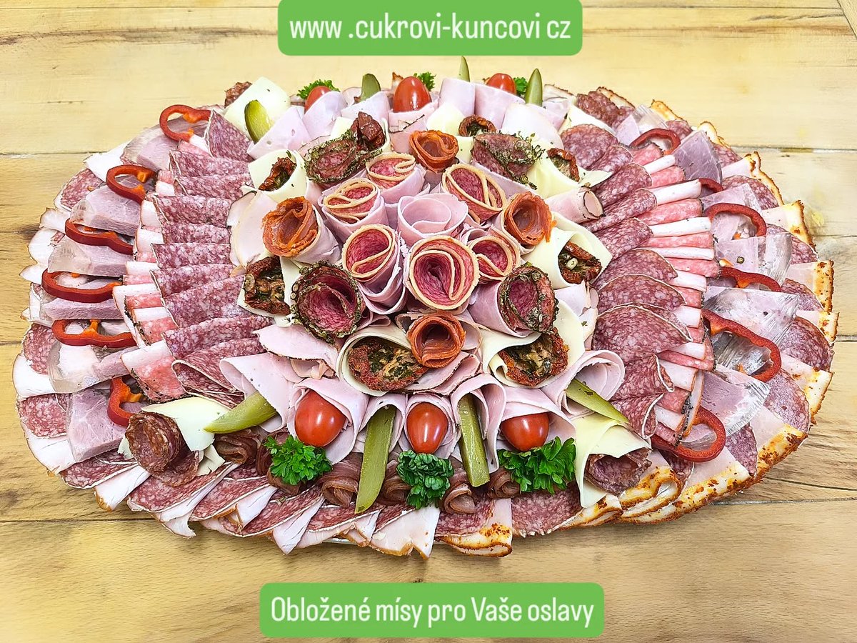 KuncBrno's tweet photo. Obložená mísa, uzeniny, sýr, zelenina jako pohoštění pro Vaše návštěvy. https://t.co/dfgX3lVtBA
Sladké i slané na objednávku pod jednou střechou a to pod tou naší. https://t.co/bJyCqLO2de
#chlebíčky #zákusky #dorty #koláčky #svatba #vánoce #narozeniny #oslava https://t.co/sdjw5vJop8
