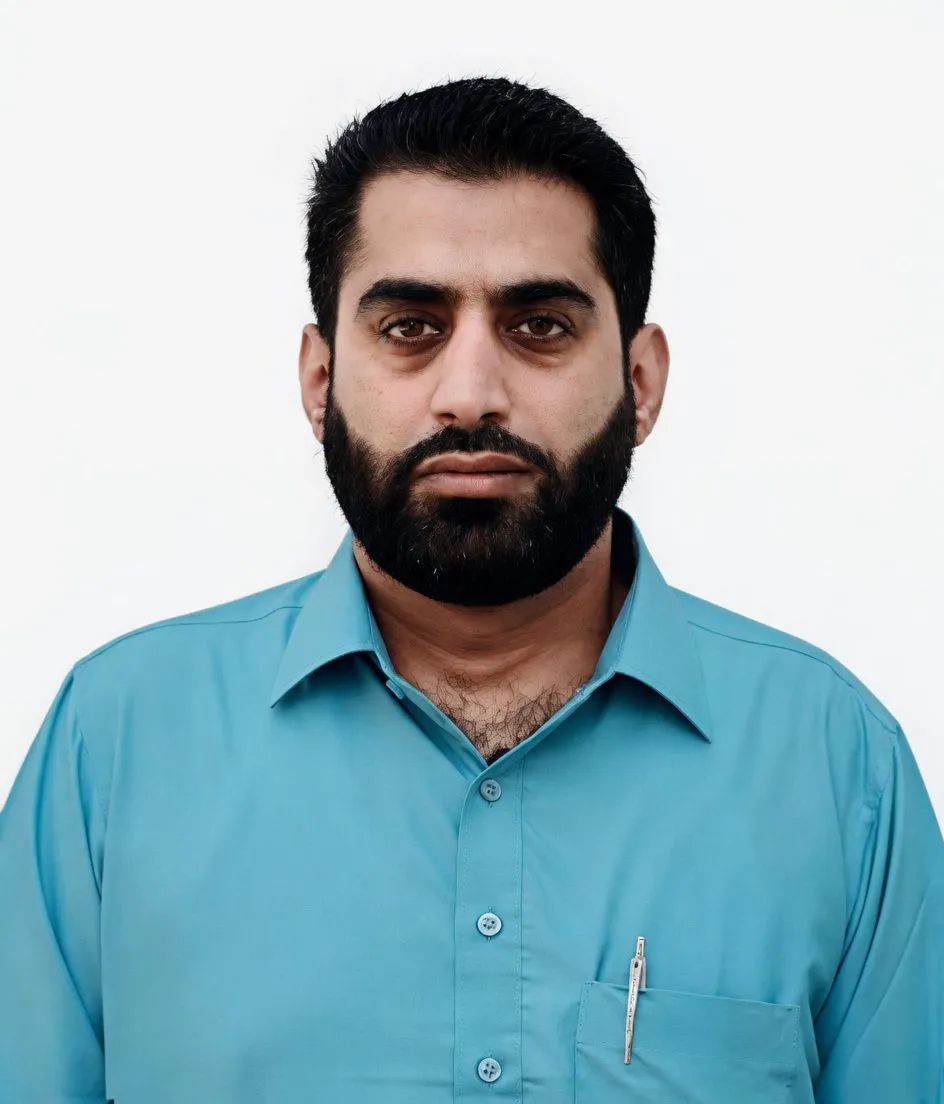 Kashmir_Positiv's tweet image. ڈاکٹر مجید شفیع سری نگر میں نفسیاتی خدمات کا ایک معتبر نام ہیں۔
 ایک دہائی سے زائد تجربے کے ساتھ انہوں نے ذہنی صحت اور نشہ علاج کے شعبے میں نمایاں خدمات انجام دیں۔
ان کی ہمدردانہ دیکھ بھال اور عوامی آگاہی کے لیے کوششیں قابلِ تحسین ہیں۔
#Kashmir