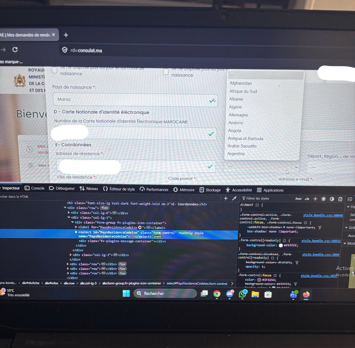 fidounia93's tweet photo. Le site consulat Maroc bug tellement t’es obligé de faire ça 🤦🏻‍♂️ https://t.co/OgHSHgTVz3