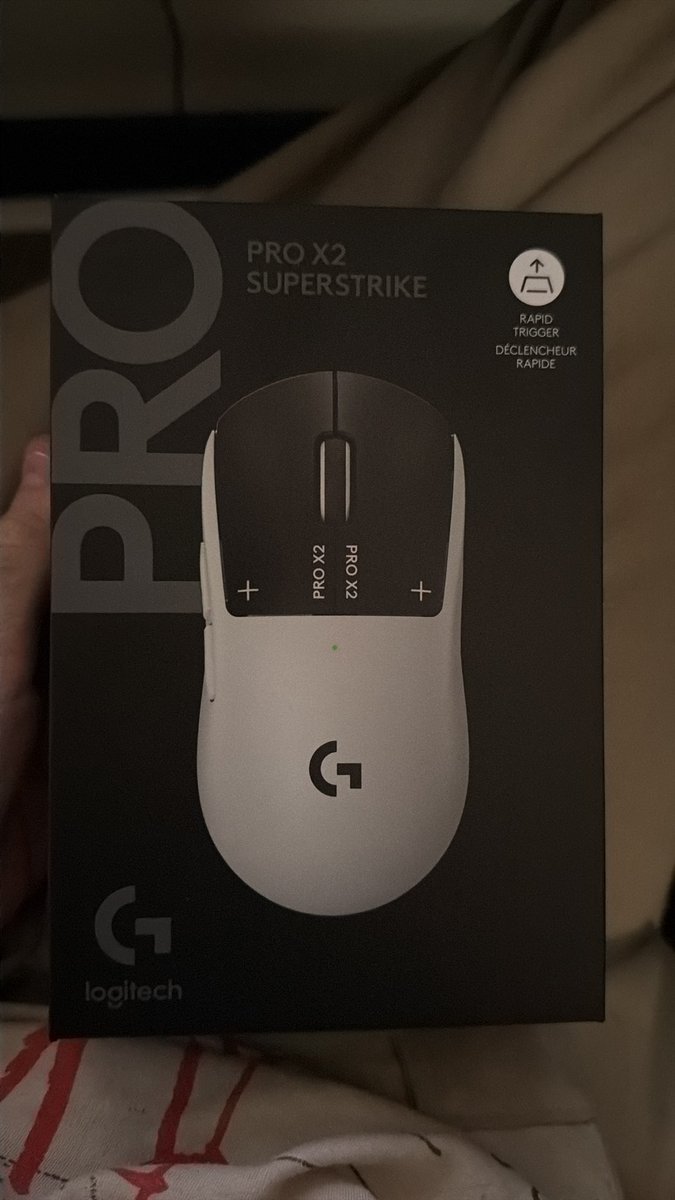 TheSnazzzyRock tweet media