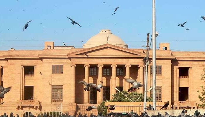 pak_bulletins's tweet image. سندھ ہائی کورٹ کا گلشن روفی کے متاثرین کو لیز پلاٹس فراہم کرنے کا حکم
pakbulletins.com/news-detail/MT…
#BreakingNews #likeforlikes #viralvideochallenge #SindhiNews #IndusRiver #news #media #politics #BREAKING #pakbulletins