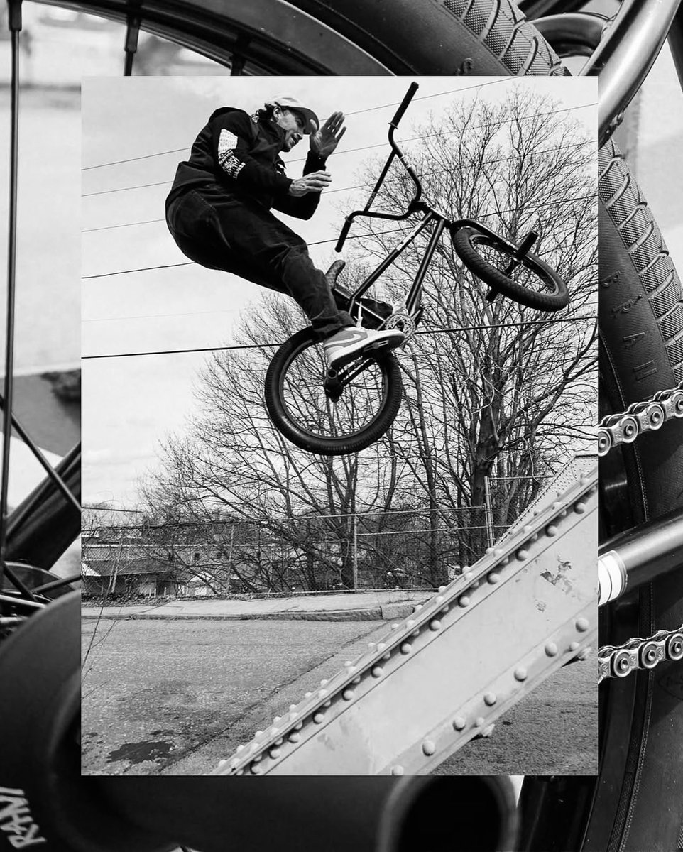 SourceBMX tweet media