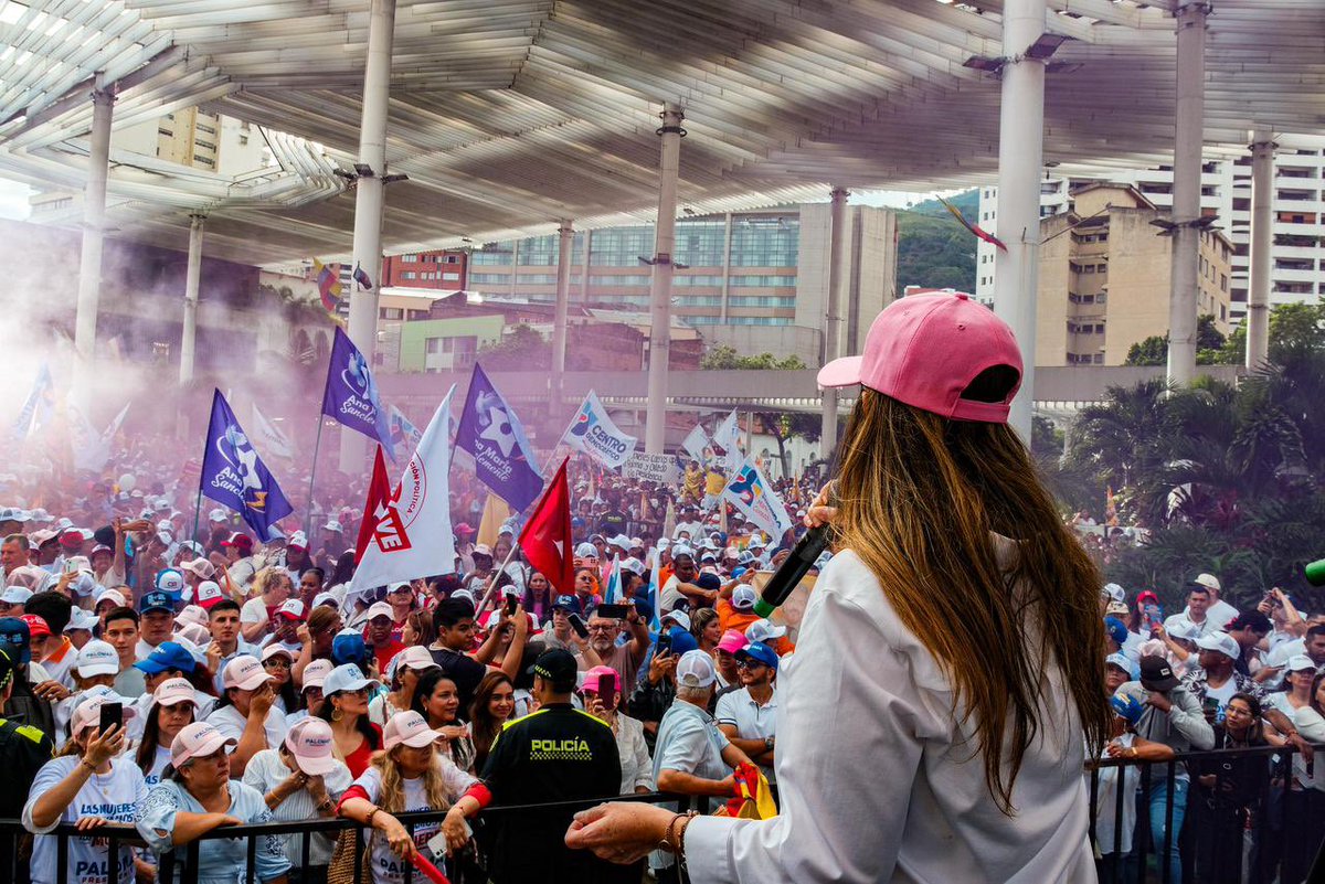 Paloma Valencia L tweet media