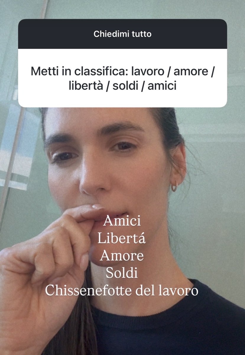 BelCaratterino tweet media