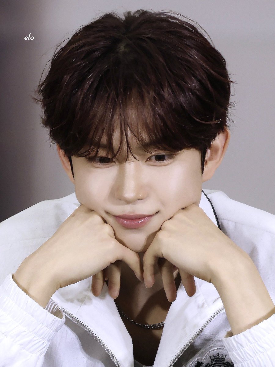 peri👐🏼 tweet media