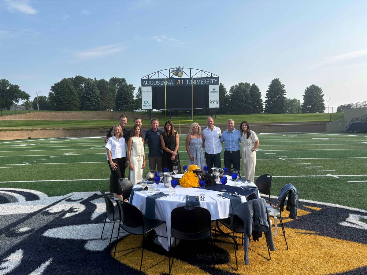 Augustana Vikings tweet media