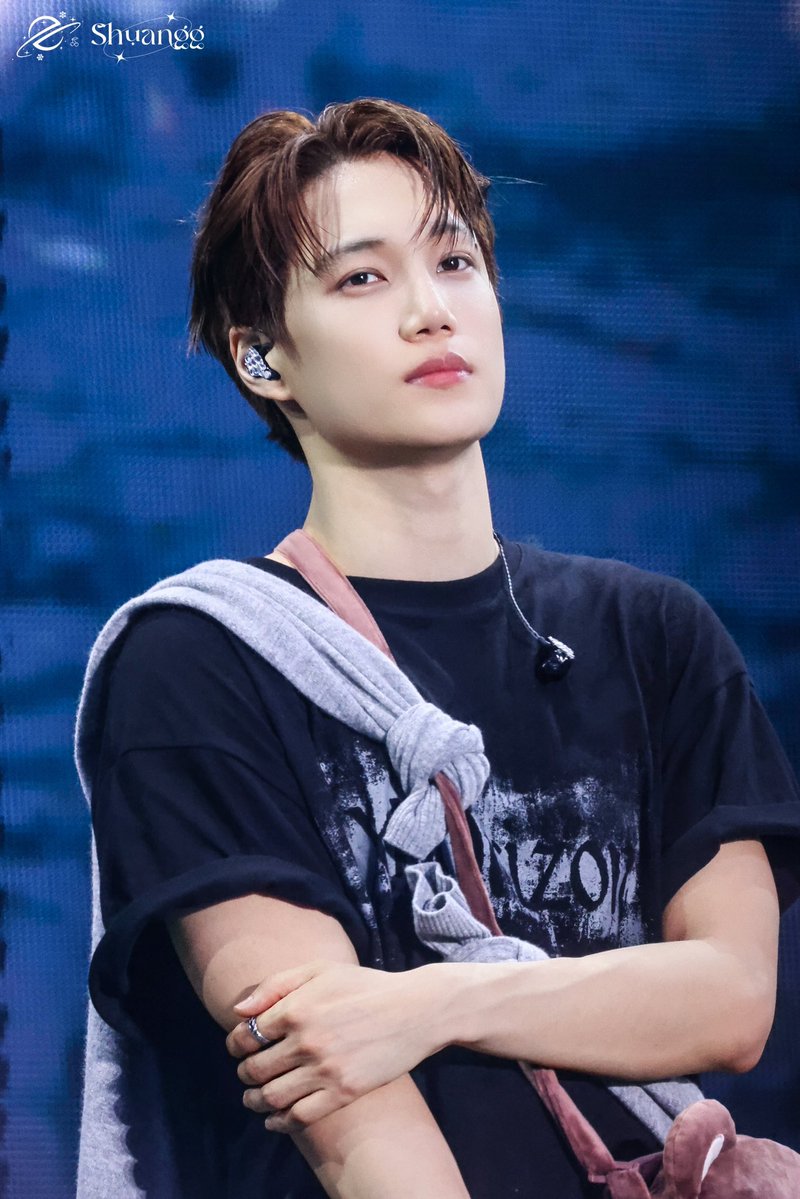 Jongin Pics ♡ tweet media