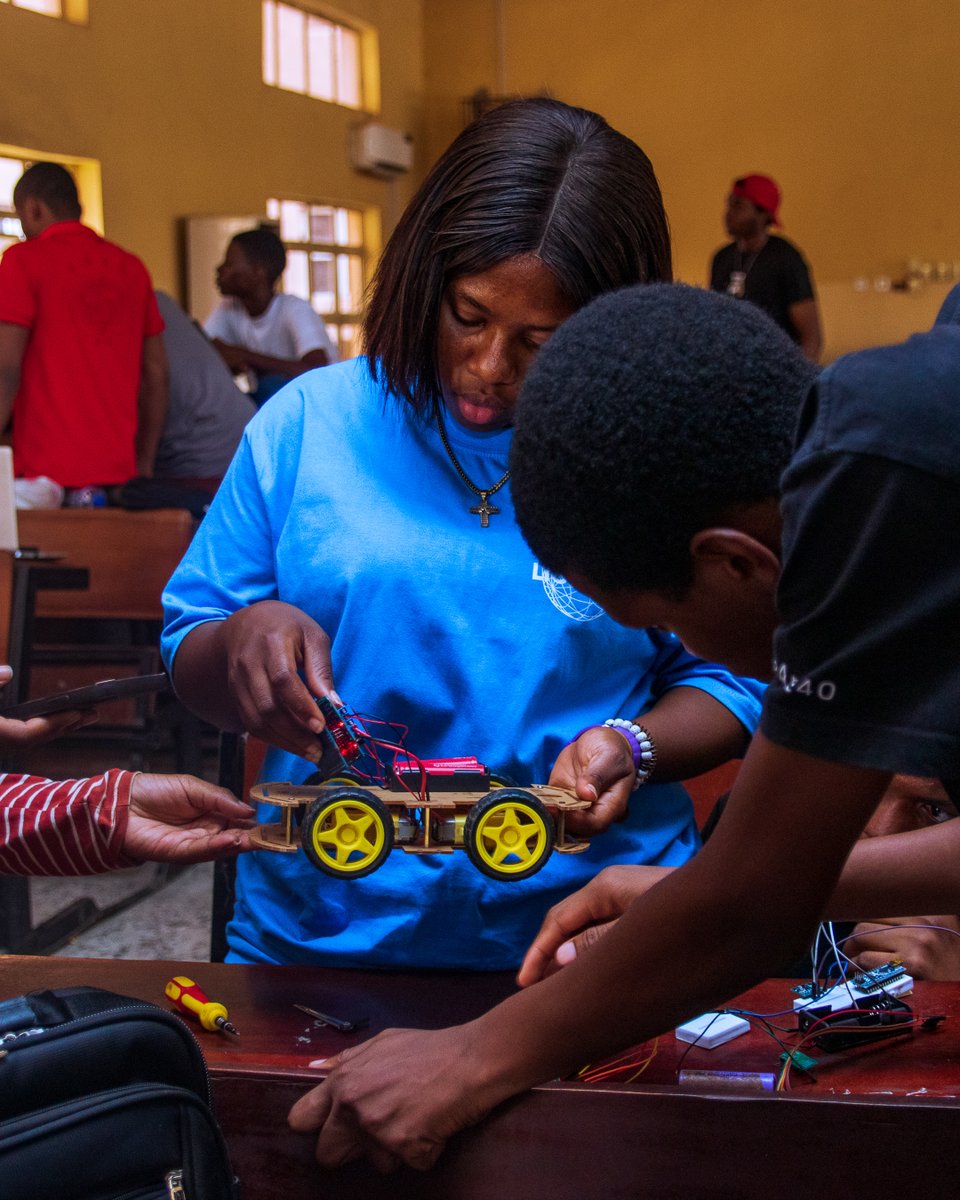 princess_yfe's tweet photo. Jack of all trades… Master of none?

Or… The future of engineering? 🤔

Mechatronics has to be one of the most versatile courses you can study

It’s mechanical + electronics + software + control systems

All in one

So yeah, the hype makes sense 😂

If you’re a mechatronics student trying to pick a path, this will help 👇🏽

Here are some directions you can go:

1️⃣ Manufacturing & Industrial Automation

Think smart factories

PLCs, sensors, CNC machines, cobots…

You’ll build systems that monitor machines, predict failures, and keep everything running efficiently

2️⃣ Automotive Engineering

Motors, actuators, control systems

LiDAR, RADAR, sensors…

Battery systems for EVs

Self-driving cars

This is where hardware meets intelligence 🤖

3️⃣ Biomedical / Biomechatronics

One of my favourites 🤭

Prosthetics. Surgical robots. Wearables.

ECG, EMG, glucose monitoring…

Even exoskeletons for rehab

(Go and look up the Da Vinci Surgical System. You'll love it ☺️)

4️⃣ AgriTech 🌱

Yes, agriculture too

Smart irrigation. Drone spraying.

Crop monitoring with computer vision

Autonomous tractors

This space is growing fast

5️⃣ Aerospace & Defense

Drones. UAVs. Flight systems.

Space robotics (rovers, satellites)

You’ll deal with IMUs, gyros, control systems…

This one is not for the weak 😅

Or…
If you don’t want to pick one lane?

Build something

Join a startup

Become the CTO
Who knows? 🤷🏽‍♀️

Use everything

Now let’s be real

You’ll need skills:

Python, C++, MATLAB
Embedded systems
ROS/ROS2
SLAM
Control systems
CAD tools (SolidWorks, Fusion 360)
AI/ML…

The list is long 😭

But that’s the beauty of it

Endless options
Slight confusion
But a lot of power

Mechatronics is not “too broad.”

It’s leverage

And if you use it well?
You’ll never be limited

Mechatronics is the future

Don’t say I didn’t tell you 🦾