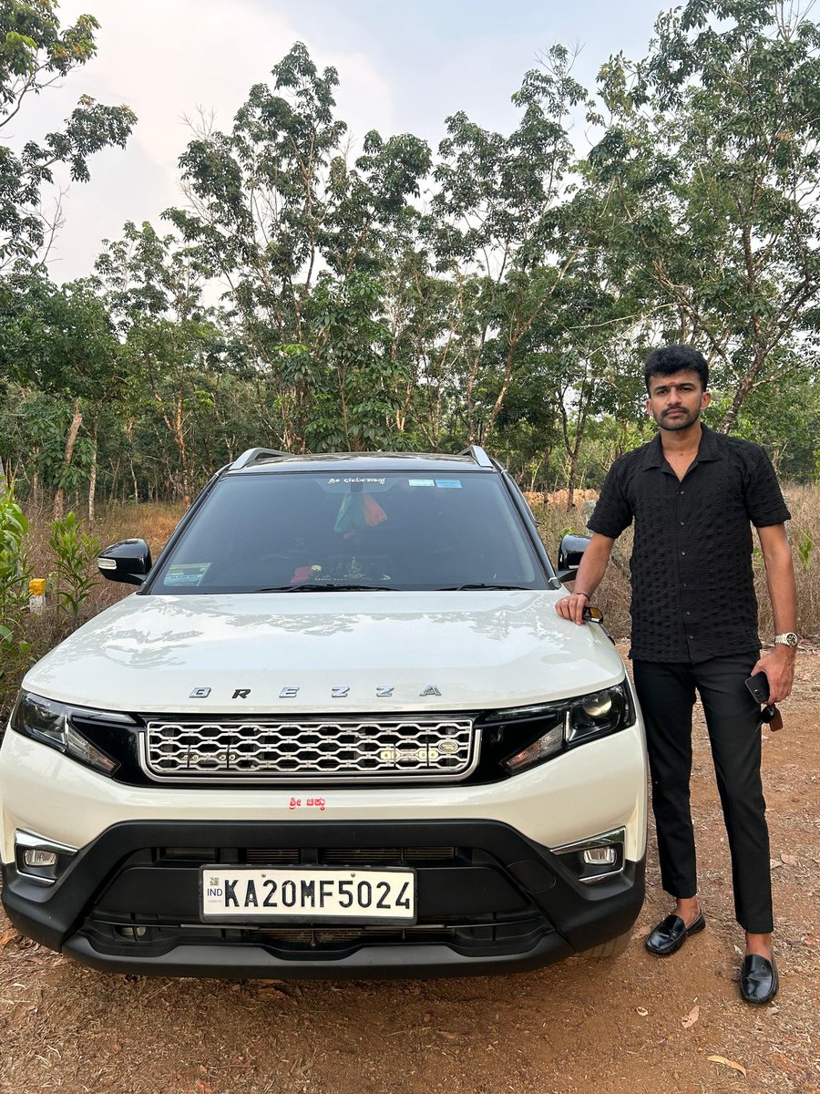 KirikHuduga's tweet image. 🕉️ ನಮಃ ಶಿವಾಯ 📿🔱🖤

#kirikhudugakeerthanshetty #KS #Brand #karnataka #indian #karavali #mangalore #puttur #udupi #kundapura #bangalore #trandingpost