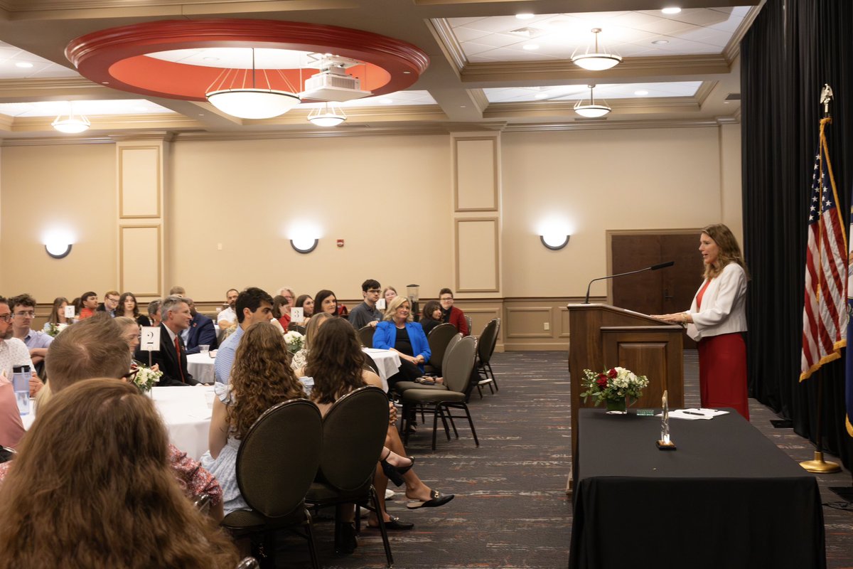 wku's tweet photo. Last week on the Hill!
Exciting events, awards ceremonies, and meaningful causes brought the Hilltopper community together, plus some great moments on the field.
WKU Week in Photos: https://t.co/KARXOaXWba
#WKU #WeekInPhotos #TogetherWKU https://t.co/Xge9Tgrozs