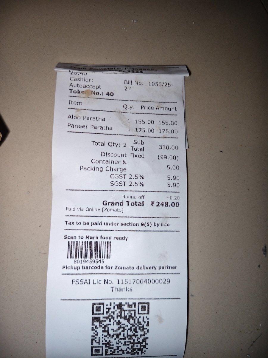 lo_omkar's tweet photo. @zomatocare my order had very less paneer and aloo in Aloo and paneer paratha.Zomato chatbot closed my complaint without proper solution.I need full refund for the order or else file complaint in consumer forum. https://t.co/ZXvUbC7Iss