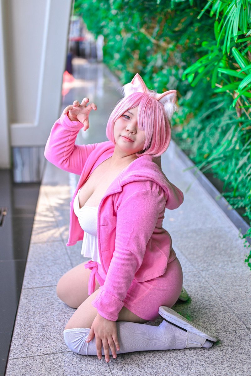 Bin_e2e's tweet image. 리제로 람 네코미미🐱🩷
#コスプレ #cosplay #リゼロ #レム #Reゼロから始める異世界生活