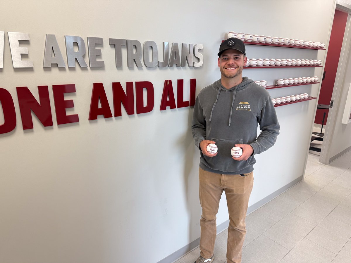 TroyTrojansBSB's tweet image. Add it to the Wall✍️

Welcome back to Troy, former two-way star Sadler Goodwin (2018-19)!

#WTD | #OneTROY⚔️⚾️