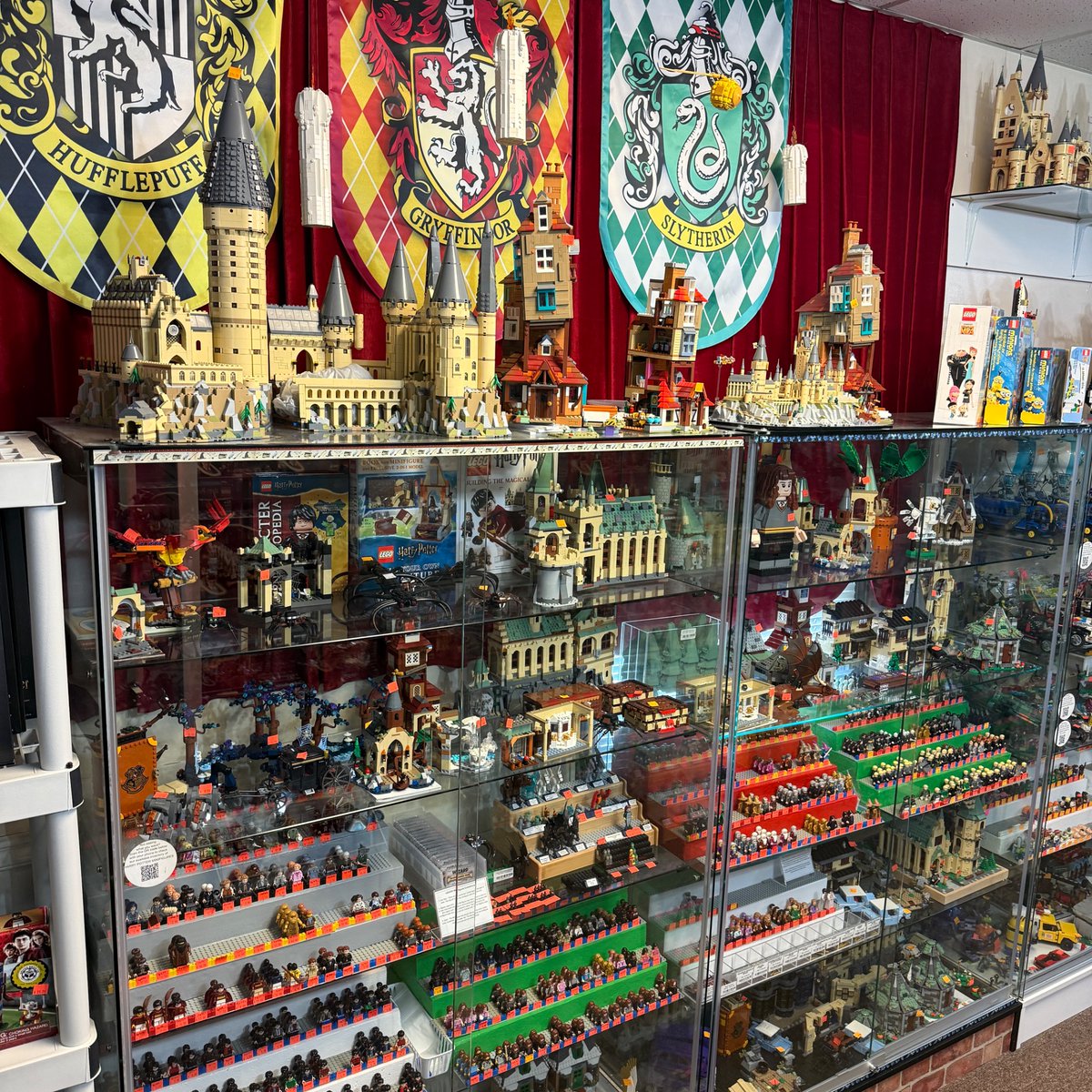 atlantabrickco's tweet image. ✨HARRY POTTER✨

We have sooo many magical sets, minifigs, accessories, parts, and more!

Shop in store and online for more!!!

#harrypotter #hp #magical #afol #wizard #witch #wizardingworld #atlbrickco