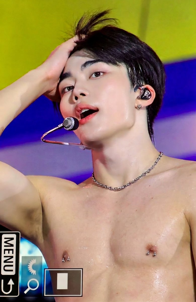 sgchanwrites 🔞 tweet media
