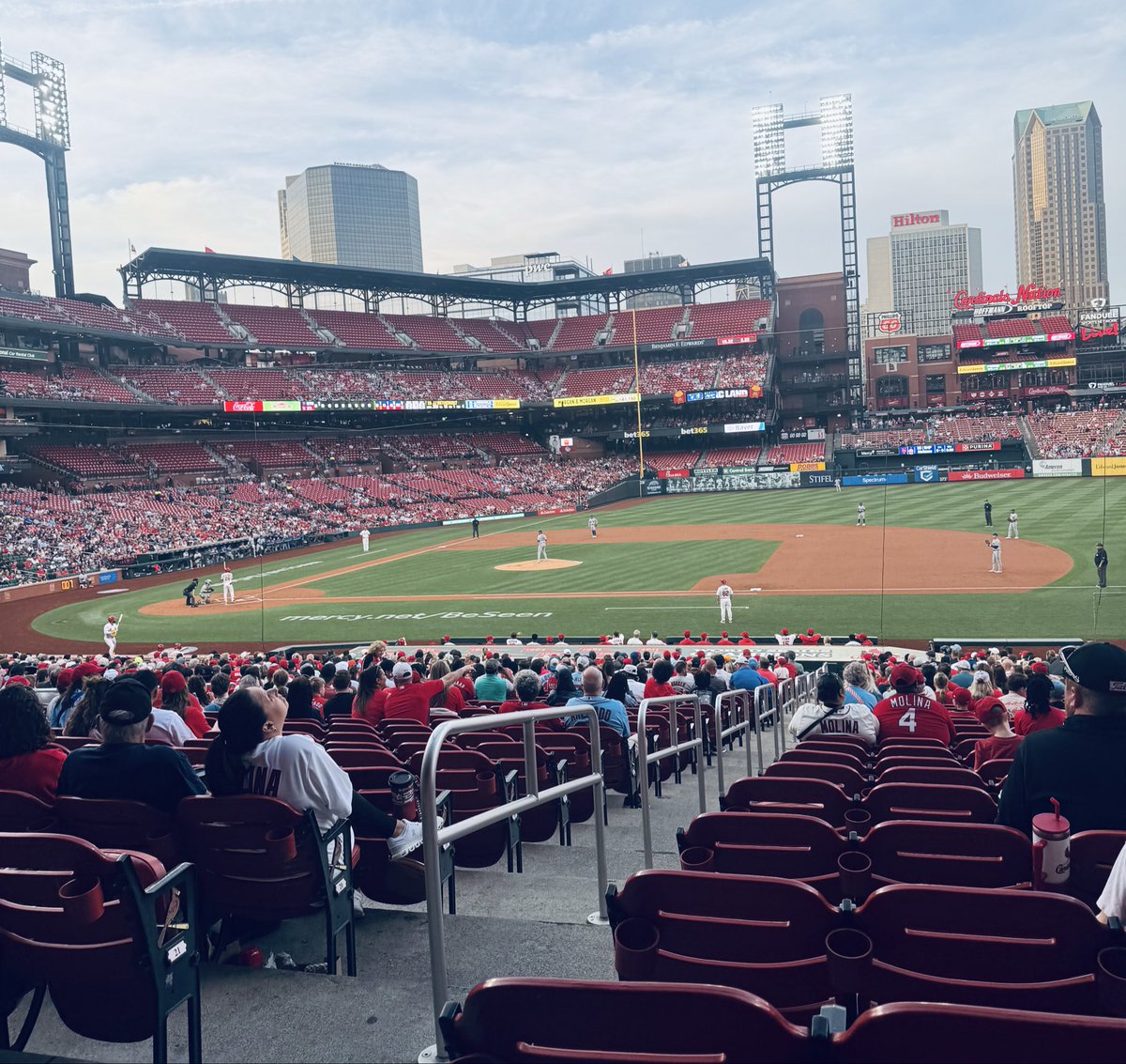 StadiumAaron's tweet photo. Busch Stadium was awesome ✅ such a great atmosphere and @Cardinals fans are some of the best baseball people in the world. https://t.co/bYbXljurhs