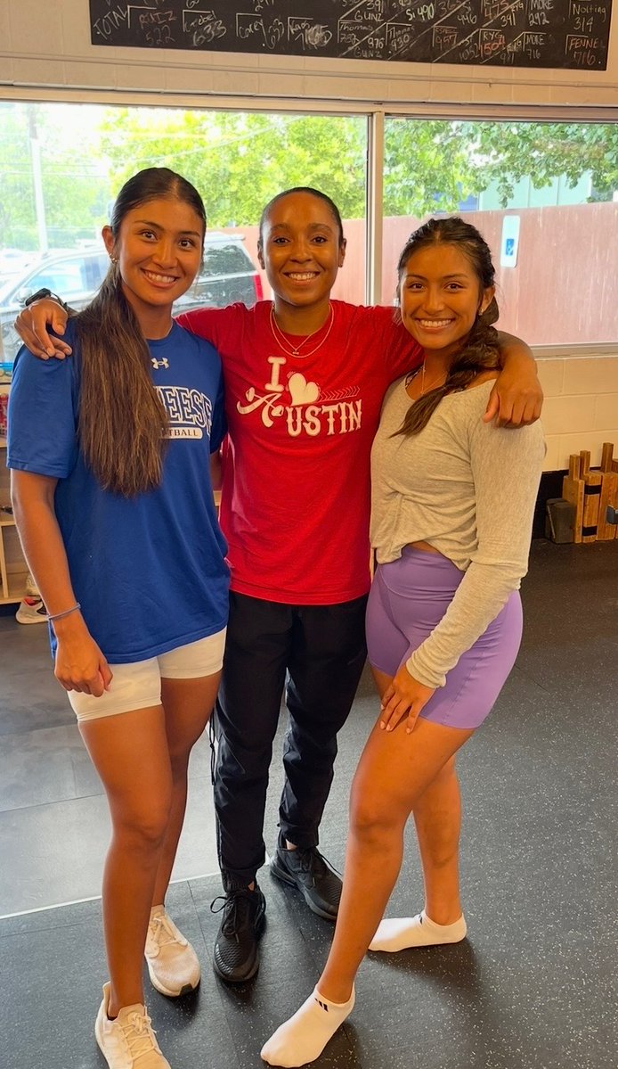 _Da_pistol's tweet image. Since her return from her concussion, Isa Torres has put together a historic season. Here is my latest feature On Torres getting back to the basics after speaking with her sister, Mariana, and her personal trainer, Sierra Nevels.

#NoleFam #FSUTwitter 

tallahassee.com/story/sports/c…