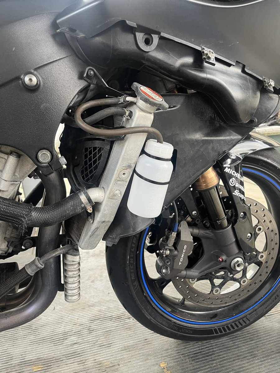 taichibikelife's tweet photo. RACING RAVEまで残りわずか‼️
若い参加者が多いのでクドいほど言います‼️車両規定しっかり読んでください‼️
キャッチタンク、ドレン・フィラーのワイヤリングなど絶対やって来てください‼️
もし何かあった時に他の参加者に迷惑をかけることになってしまいます。
事前準備‼️ https://t.co/WHPFsL6Oac