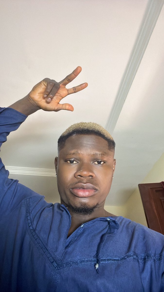 𝐘𝐎𝐖𝐙𝐘 𝐁𝐋𝐀𝐐 tweet media