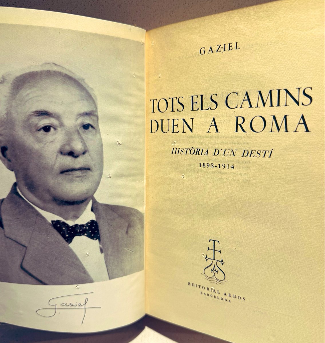 marpa1214's tweet image. #SPX6900 #LlibresBombeta #books #BooksSale #UsedBooks #libros #LibrosUsados #llibres #livres #bücher #libri

«Tots els camins duen a Roma. Història d’un destí 1893-1914» de Gaziel.