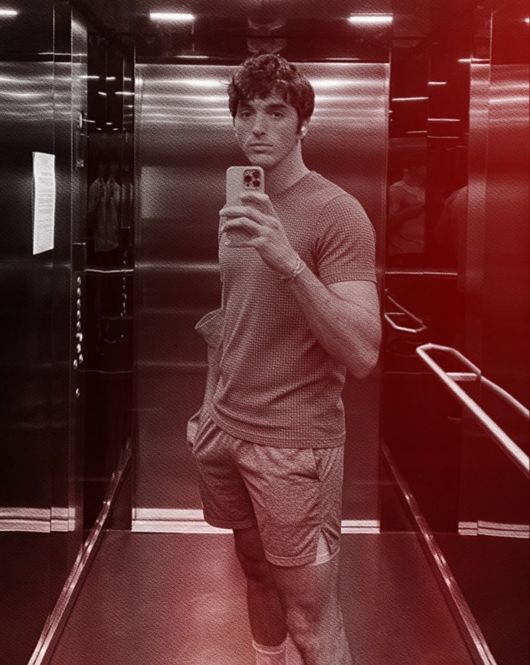 ‍ ‍ ﹟ STARK . ‍ ‍ tweet media