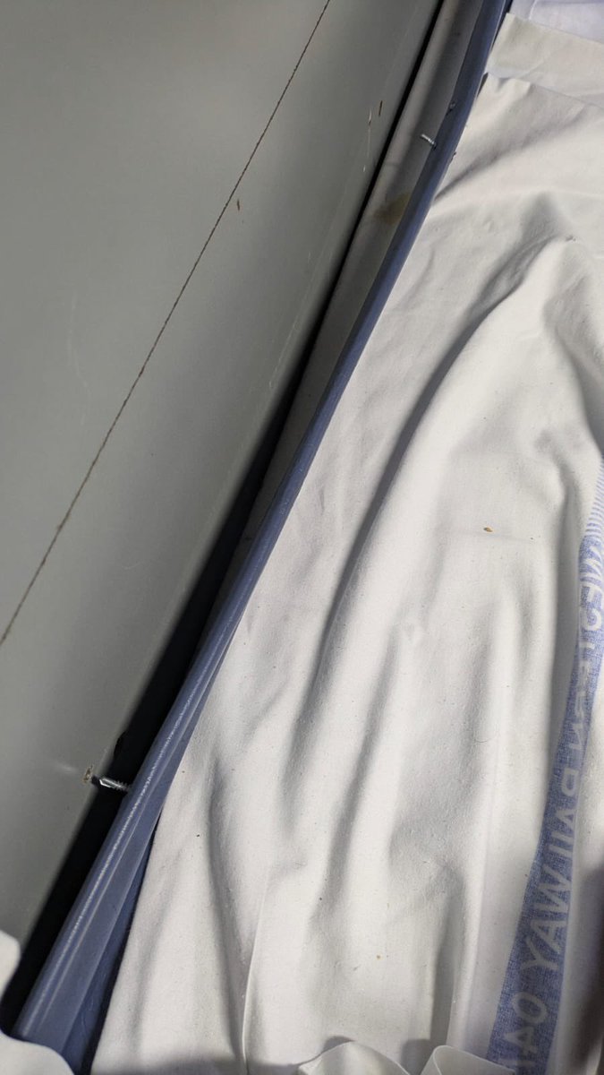 CAAnkitsoni's tweet photo. @IRCTCofficial @irctc_app @AshwiniVaishnaw @RailMinIndia 

Kindly address this issue. We have booked 2nd class for more comfort however this kind of seat is really troubling us and we are unable to sleep. https://t.co/DSLZ2cRwGF
