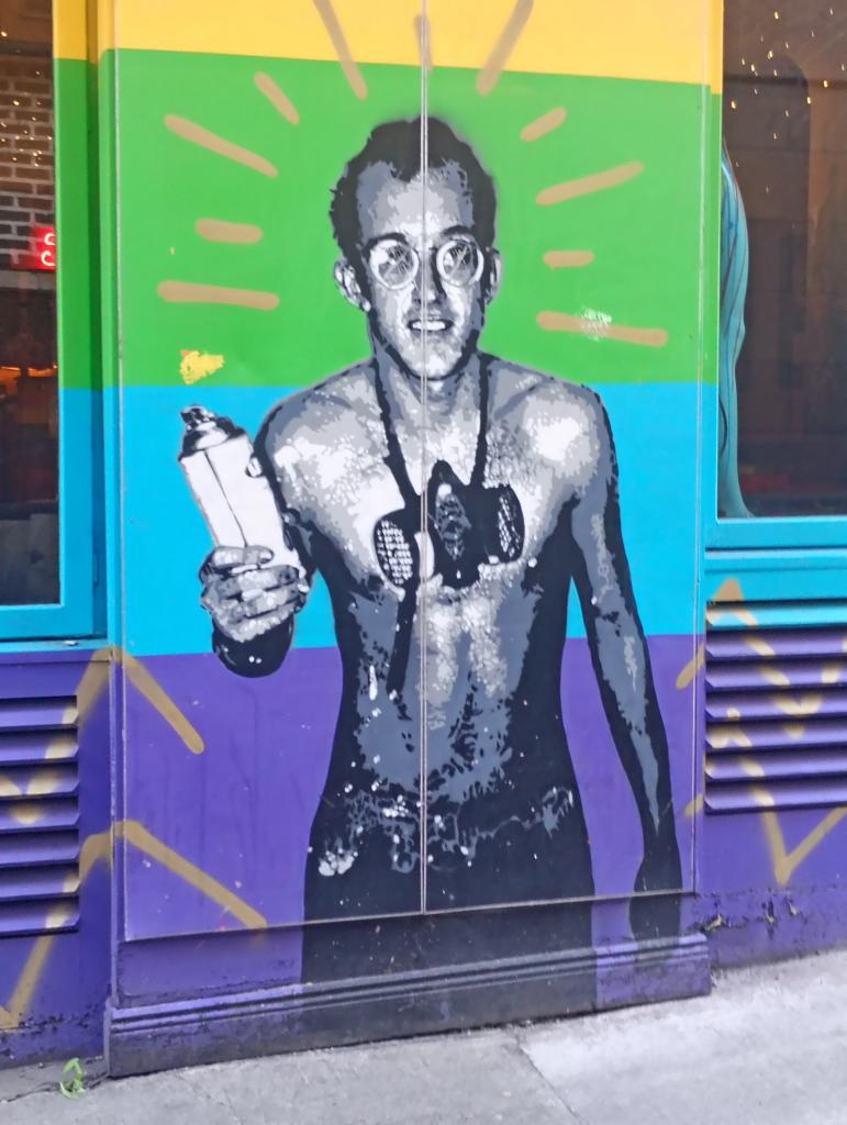oungawa's tweet image. #KeithHaring #EchangeStreetUpper #Dublin #irland #Eire #streetart #arturbain #arteurbana #arteurbano #muralart #wallart #wallpainting #muralpainting #graffiti #graff #spraypaint #artderue #artederua #callero #callejero #muralismo #gay #Lgbtq
