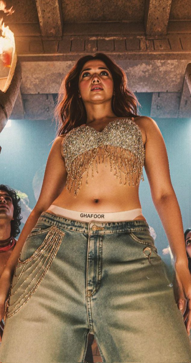 UHQ QUEEN'S tweet media