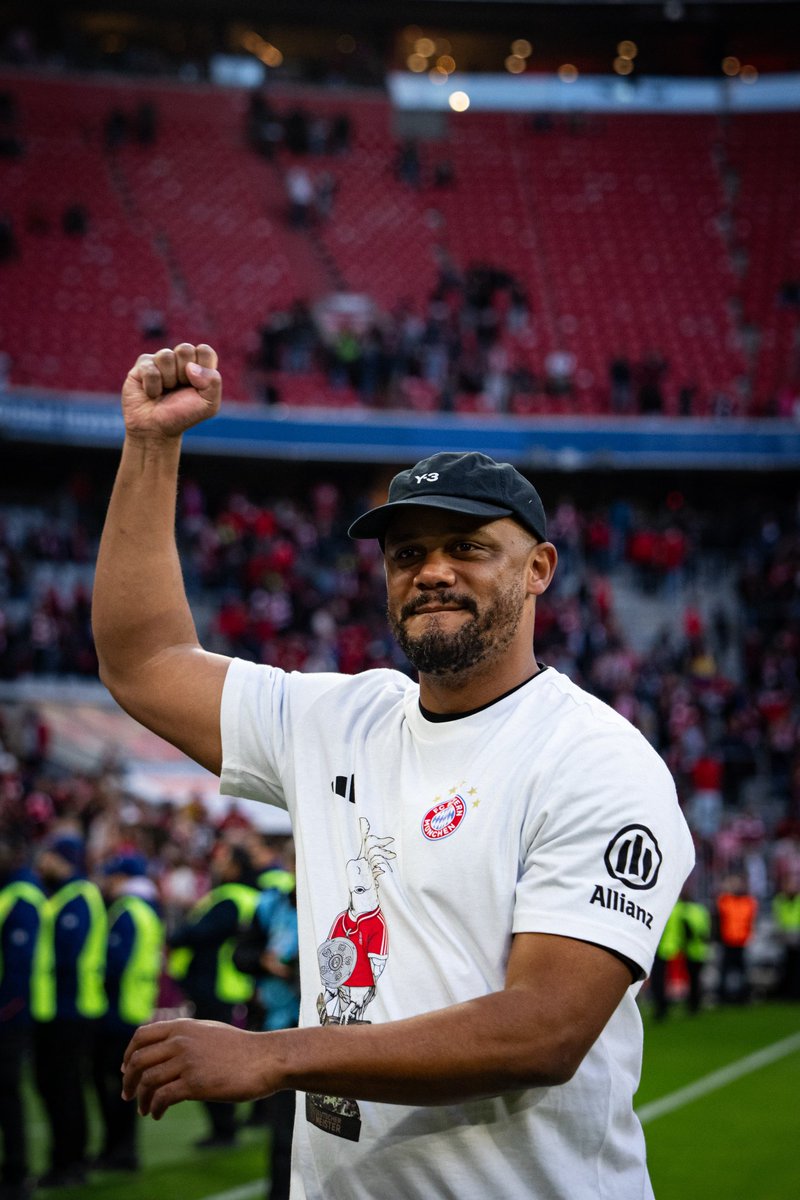 iMiaSanMia_GER's tweet photo. Vincent Kompany hat Angebote als TV-Experte für die WM von mehreren Sendern abgelehnt. Er will sich entspannen und sich nach der intensiven Saison erholen. [@MikeKeegan_DM] https://t.co/oz0cQ3Ye4S