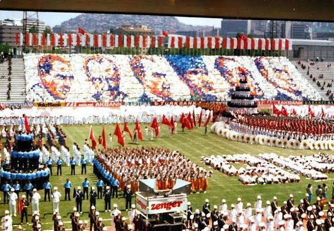 KATFAR® tweet media