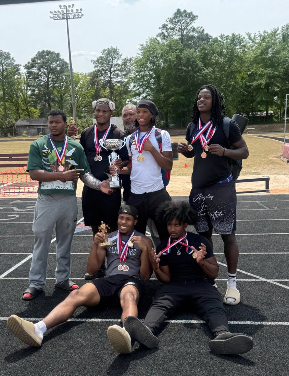 TwonG08's tweet photo. Had a great NSAC Championship Meet,  in Pelion SC. Finishing the season strong with 3 🥇 in Long Jump (6.08m), 110MH (16.54), and 400MH (1:10), plus a 🥈 in High Jump (6ft) and was named Team MVP. This year was a short season for me, but I gave it everything I had and i’m thankful to be where i’m at today and the opportunity to compete. i’m also willing to keep going and work harder for what i want💯💯.

@NewSouthAthlet1 
@SCCCAthletics_ 
@TopPreps 
@SportPrepX