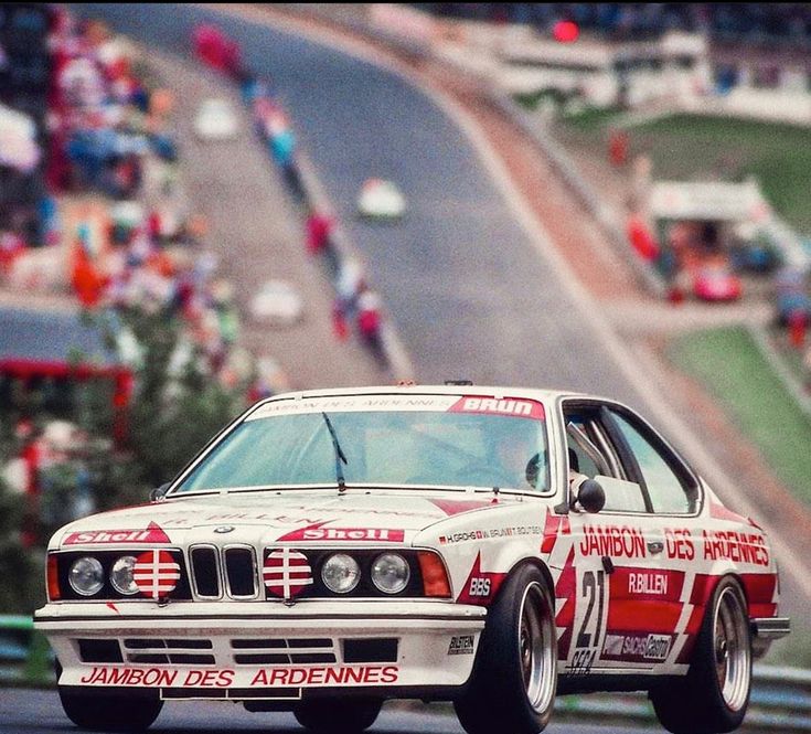 Retromania4ever's tweet image. 🇩🇪 1985 #BMW 635 CSi
#Motorsport
