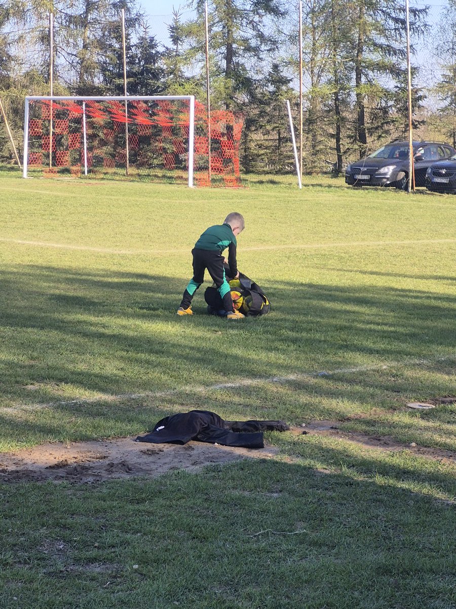 Michał Sagrol tweet media