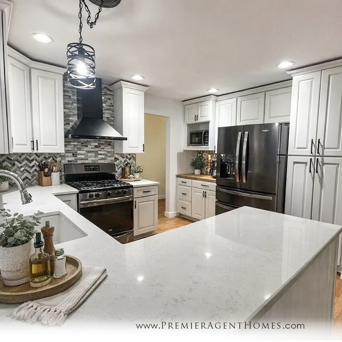 PremierAgentN's tweet image. ** New Listing **
2971 Sprague St, Port Orchard, WA 98366 | $550,000
SFR | 3 Beds • 2.5 Baths • 1,631 sqft • 5,663 sqft lot
Listed by Yazmin Mendoza with Premier Agent Network Washington

#PortOrchard  #WA #Washington #WashingtonHomes #SingleFamily #PremierAgentNetwork