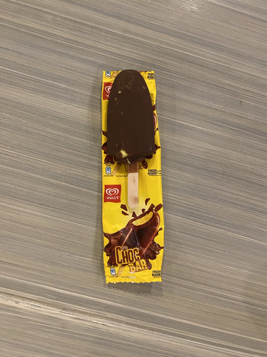 HarounRashid2's tweet image. Since my early teens to now in my seventies I’ve been a Choc Bar aficionado. But the latest iteration of this classic by Walls is verging on fraudulent.
An ever shrinking Choc Bar with a wrapper two and half times the size of its contents! 😱