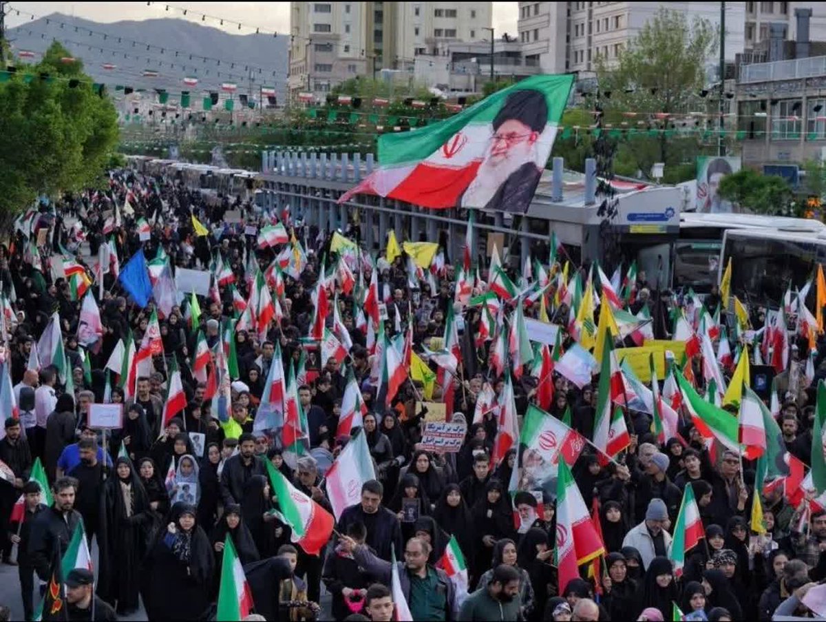 فـــاطیمـــا ایرانی 🎒 tweet media