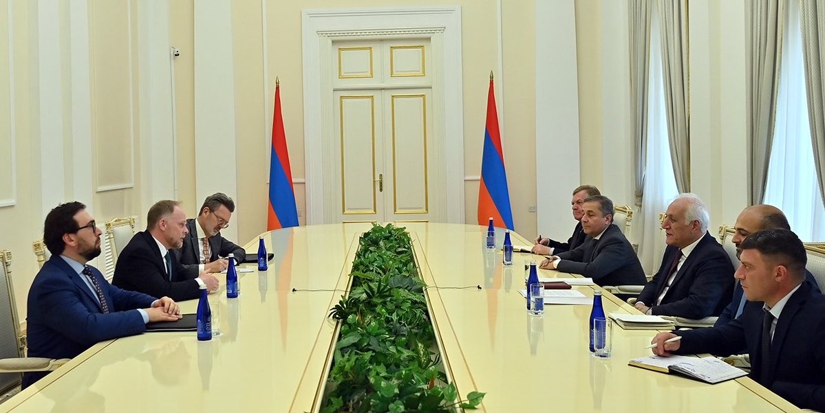 Kevin Hamilton tweet media