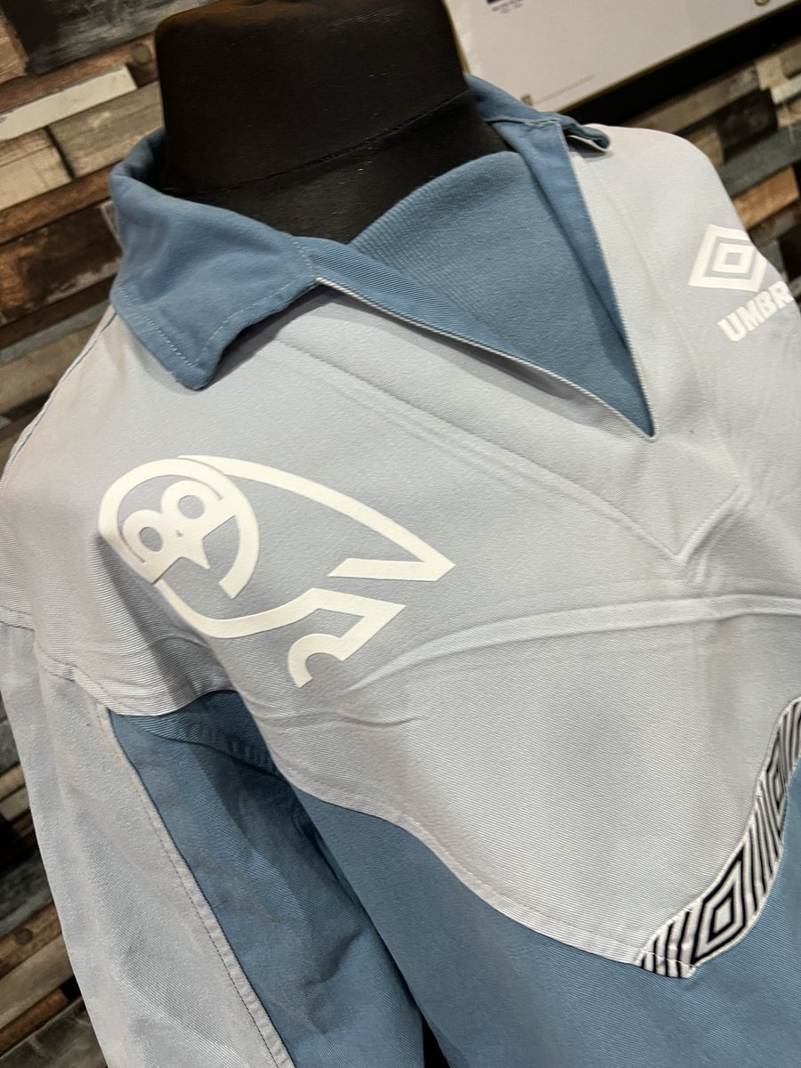 Tom Burton tweet media