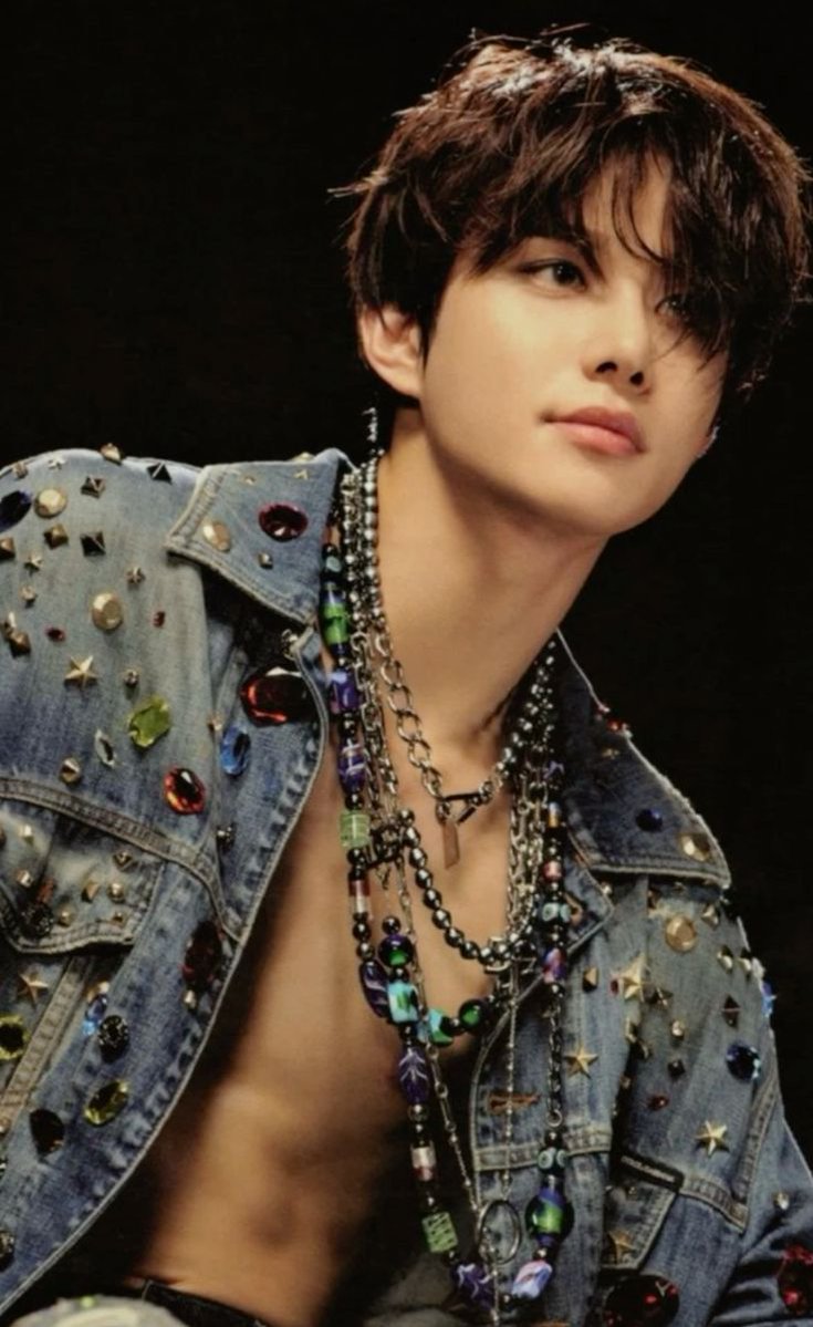 JUNGWOO. tweet media