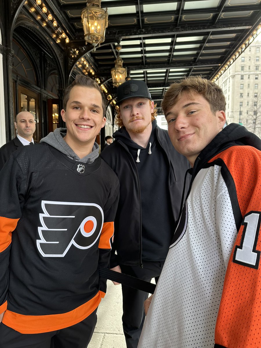 ErlbaumJacob's tweet photo. @FlyersAlumni @billmeltzer @NHLFlyers https://t.co/Cu5yM7rkyo