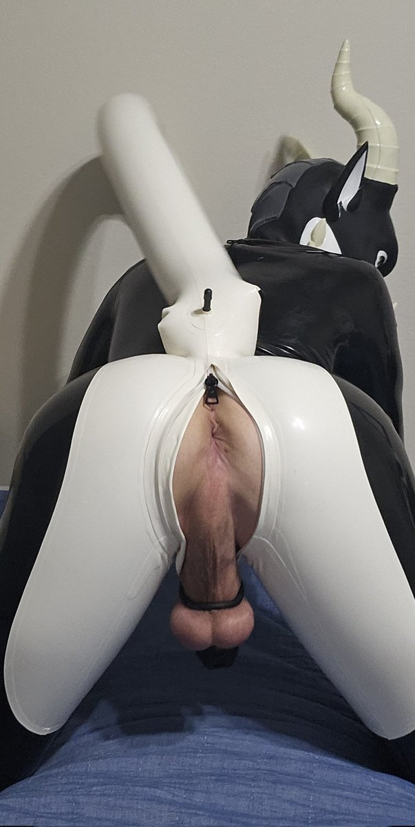 Rubber Dragon Sothe tweet media