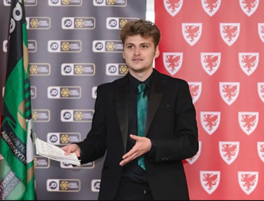 Ethan Pollitt tweet media