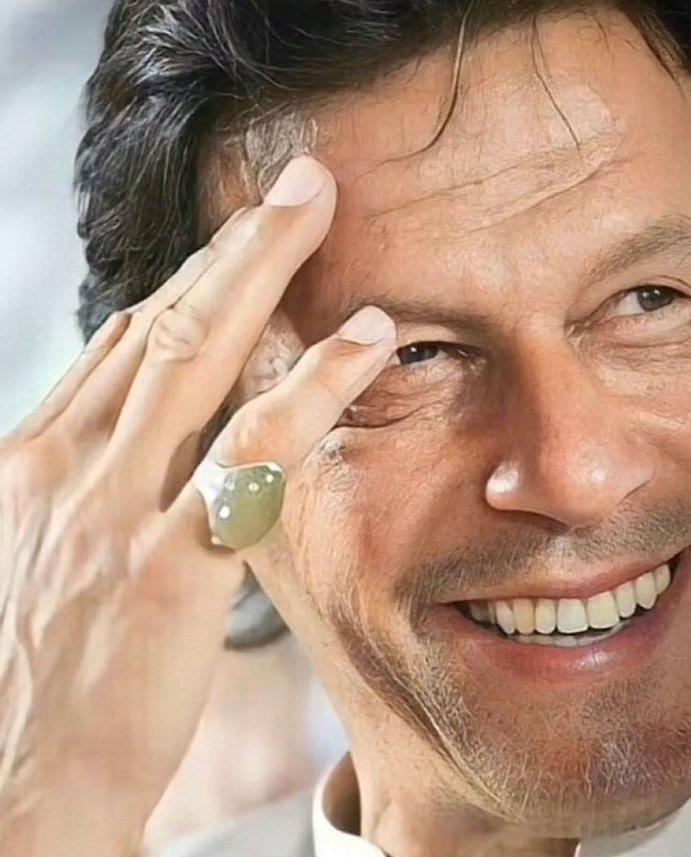 حسینہ پارکر tweet media