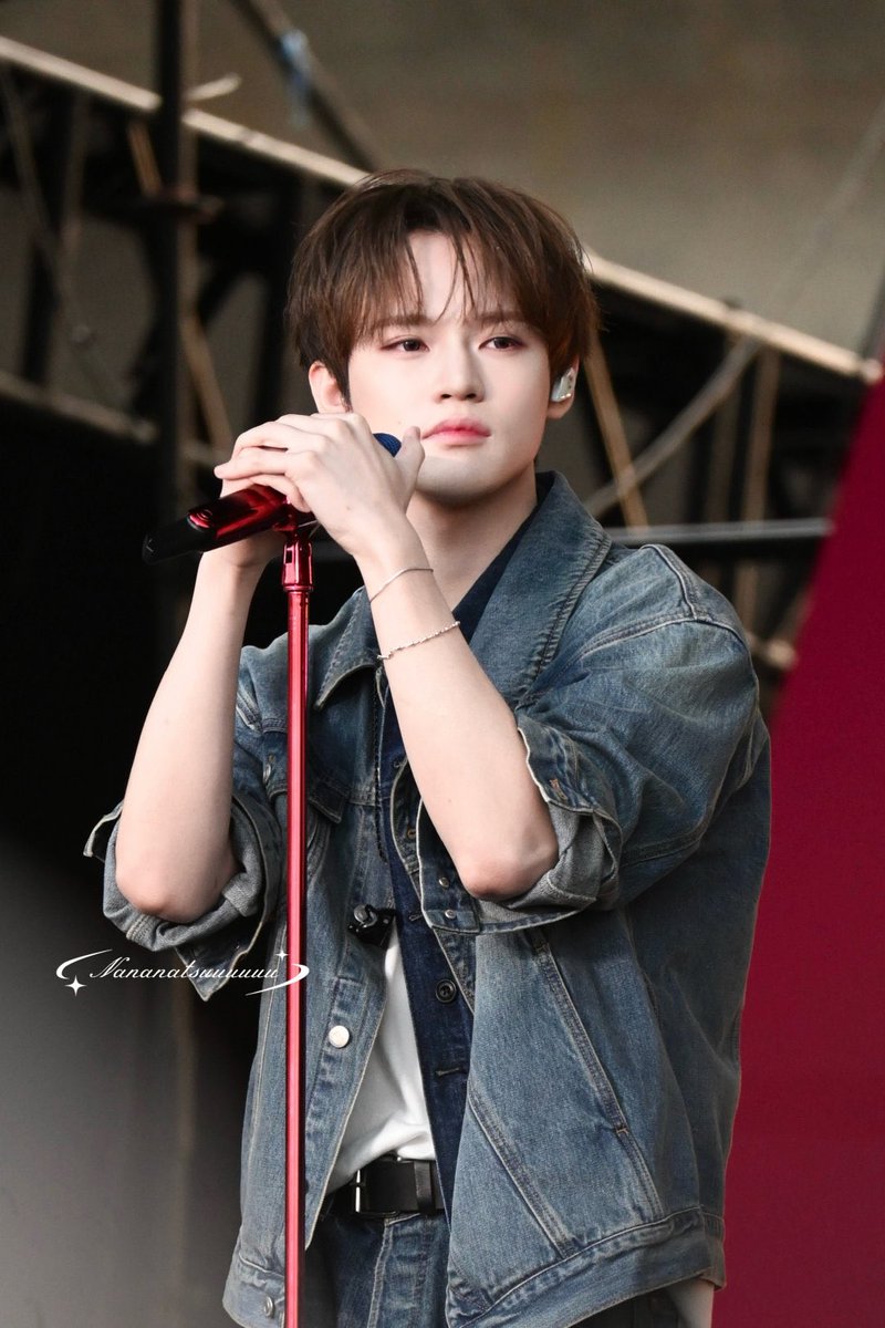 Momo | REST tweet media