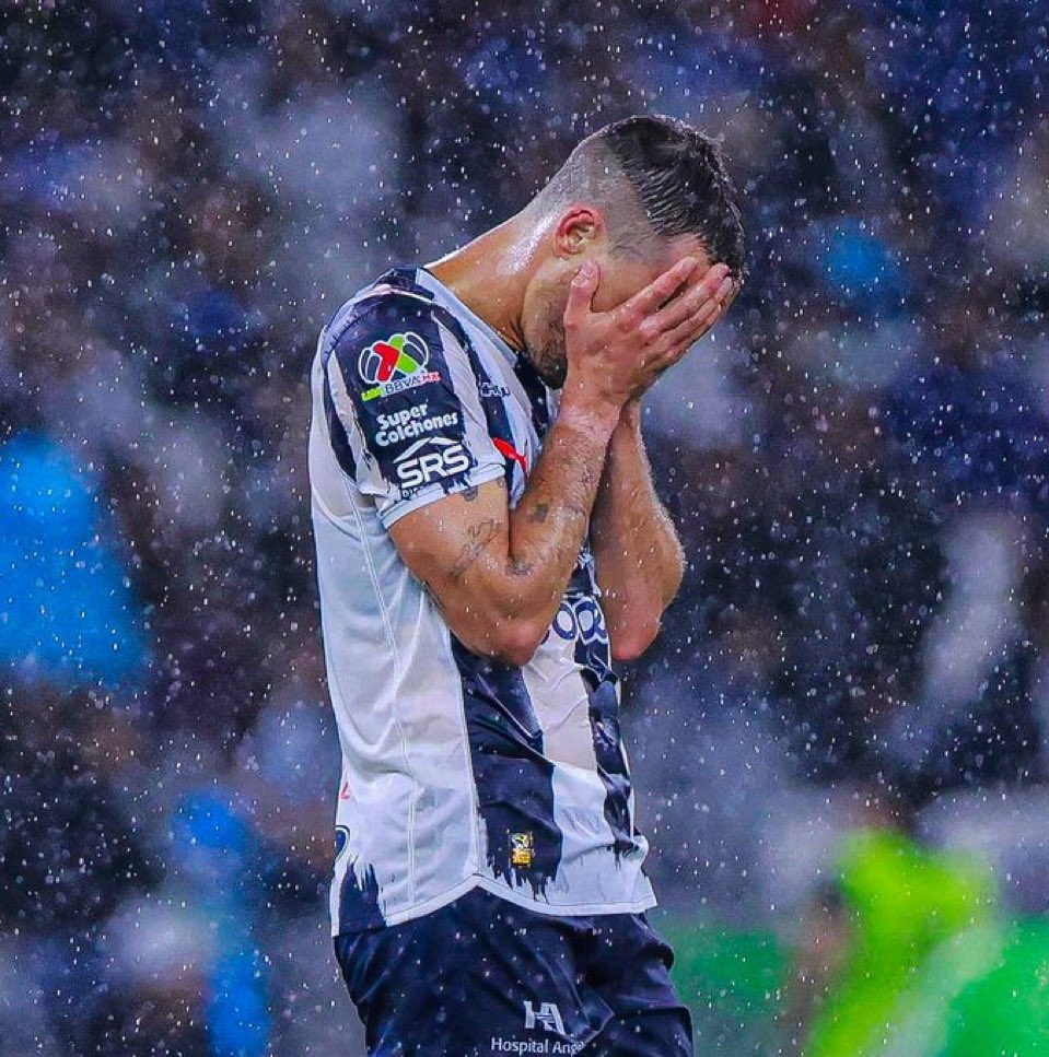 objetivo_mty's tweet photo. Si Canales ya se va, cual es la necesidad de estarlo reventando y putearlo? Aprendan a dejar ir sin resentimientos y ser un poquito agradecidos

A todo el que se va buena/mala forma lo tratan como basura, pero meses después cuando notan su ausencia empiezan a llorarles como nunca https://t.co/pvGojKDqI3