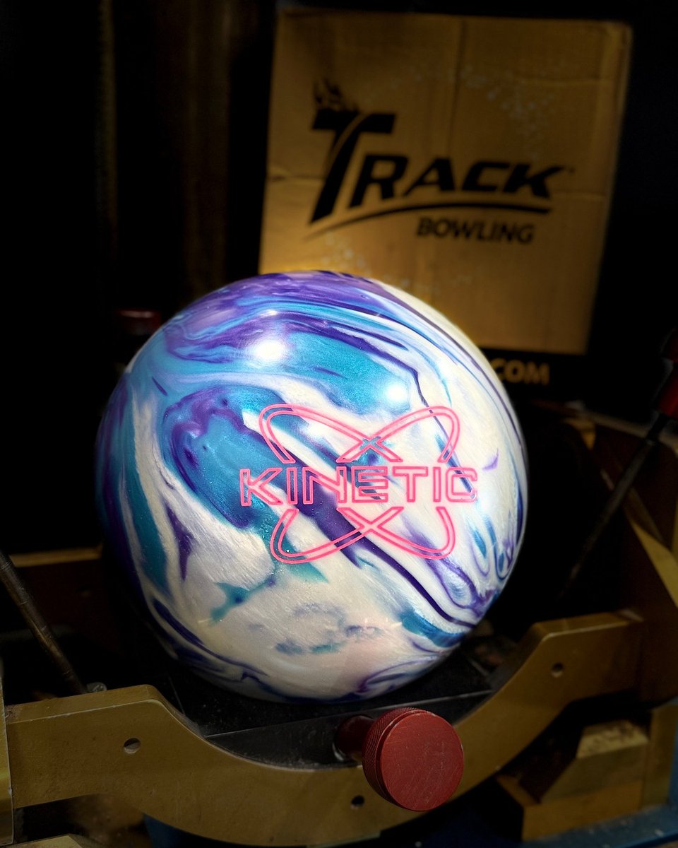 TrackBowling tweet media