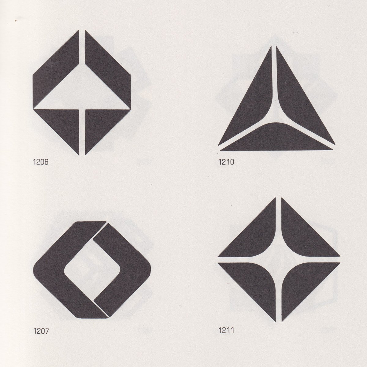 LogoArchive's tweet image. Pretty poly-gons. See over 5000 more historical logos at logo-archive.org

#logos #symbols #branding #design #logoarchive